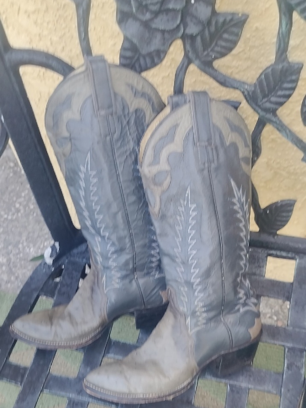 '80s, '90s Vintage Leather Embroidered Western Cowboy Boots 8.5 - Taupe Two-Tone